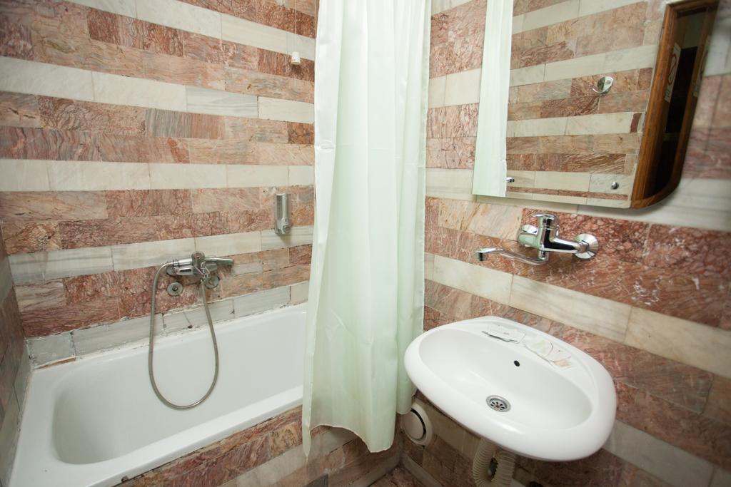 Hotel Vrbak 新帕扎尔 客房 照片