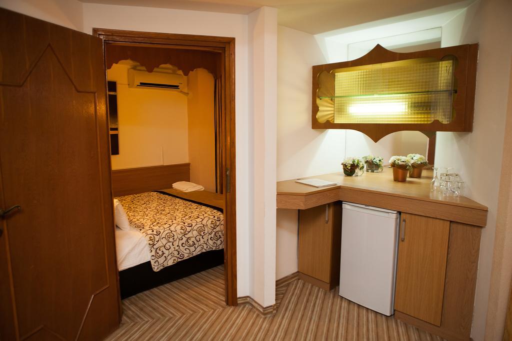 Hotel Vrbak 新帕扎尔 客房 照片