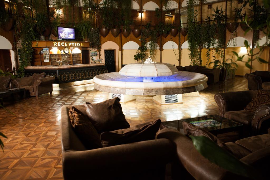 Hotel Vrbak 新帕扎尔 外观 照片