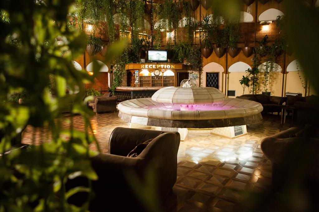 Hotel Vrbak 新帕扎尔 外观 照片