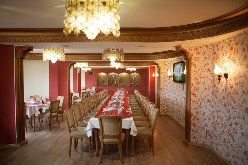 Hotel Vrbak 新帕扎尔 外观 照片