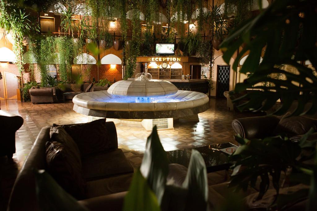 Hotel Vrbak 新帕扎尔 外观 照片